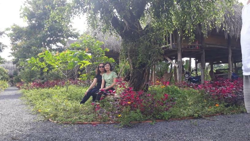 Sunny Field Eco Stilt House Villa กั๊ตเตียน ภายนอก รูปภาพ