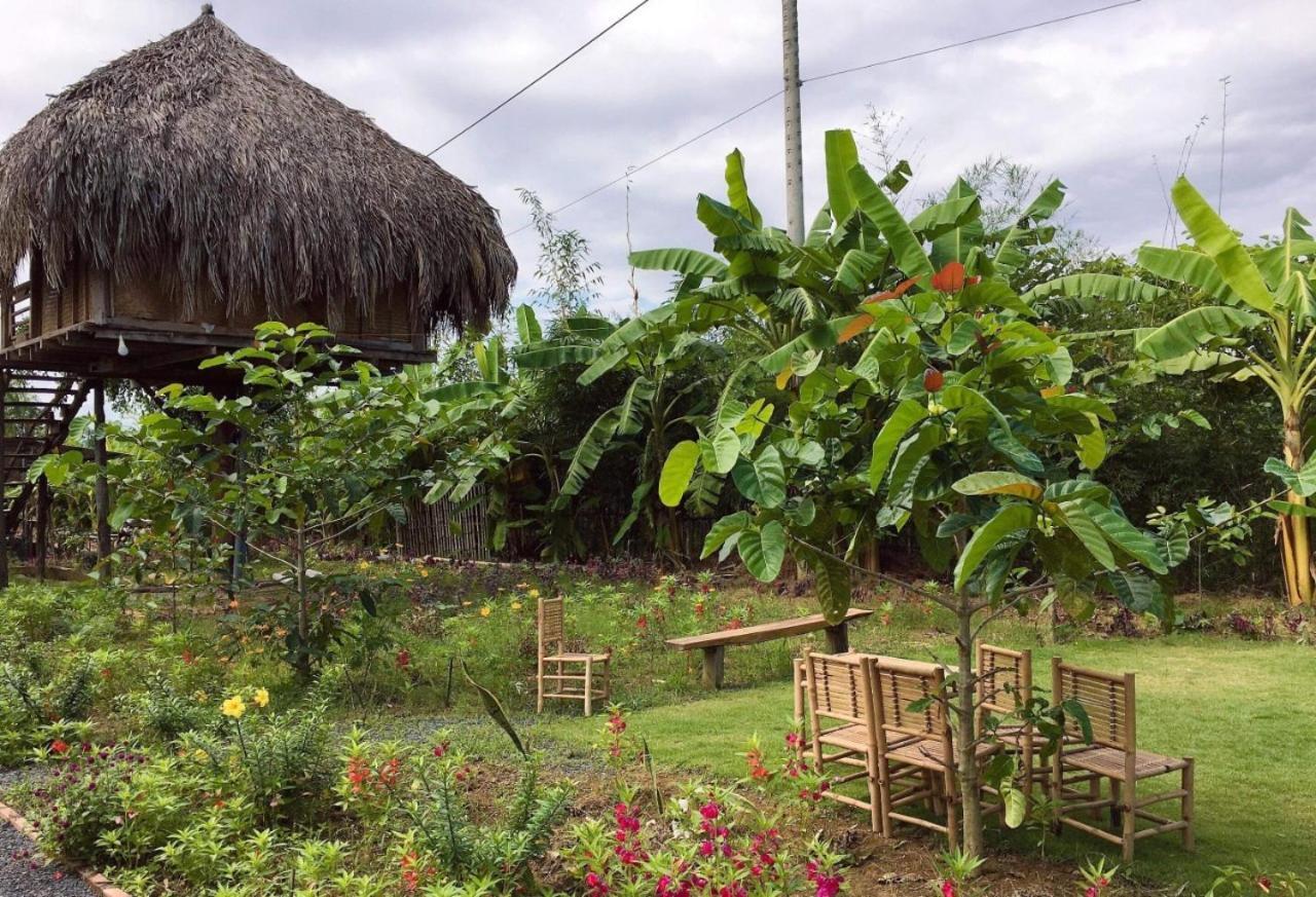 Sunny Field Eco Stilt House Villa กั๊ตเตียน ภายนอก รูปภาพ