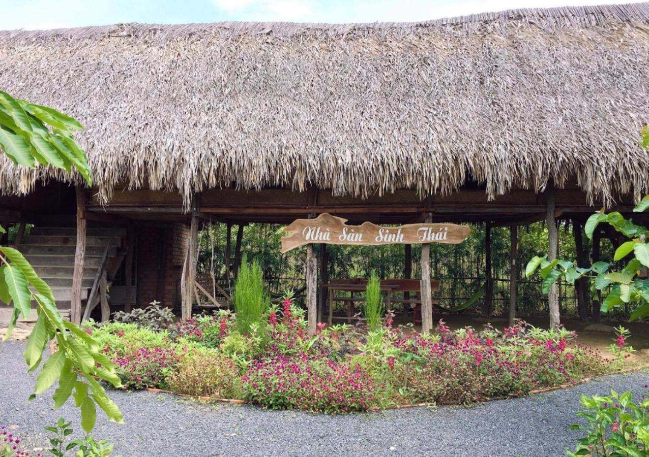 Sunny Field Eco Stilt House Villa กั๊ตเตียน ภายนอก รูปภาพ